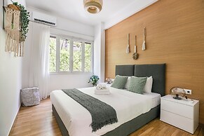 Mellow 2-Bedroom Apartment in Athens