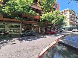 Mellow 2-Bedroom Apartment in Athens