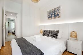 Mellow 2-Bedroom Apartment in Athens