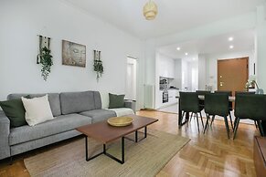Mellow 2-Bedroom Apartment in Athens