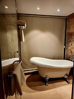 Regenta Waterfront Resort Dapoli