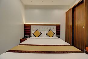 Hotel Majestic Crest