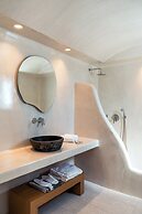 OIKOS SANTORINI LIVING CONCEPT