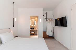 OIKOS SANTORINI LIVING CONCEPT