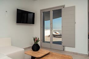 OIKOS SANTORINI LIVING CONCEPT