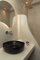 OIKOS SANTORINI LIVING CONCEPT