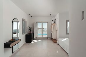 OIKOS SANTORINI LIVING CONCEPT