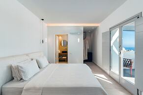 OIKOS SANTORINI LIVING CONCEPT