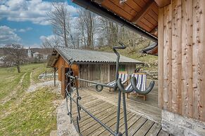 Enchanted Cosy Chalet Kalanka