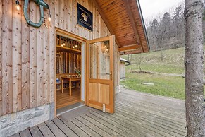 Enchanted Cosy Chalet Kalanka