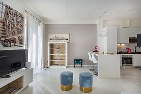 Elegant sea View Apartment