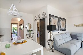 Elegant sea View Apartment