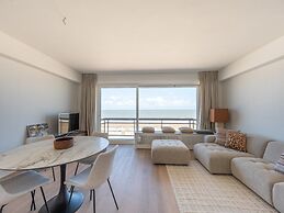 Stylish Zeedijk Sea Escape