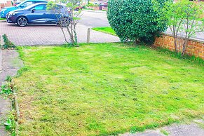 4 Guests - Free Parking - Near Attractions