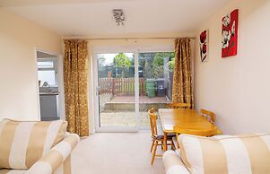 4 Guests - Free Parking - Near Attractions