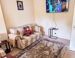 4 Guests - Free Parking - Near Attractions