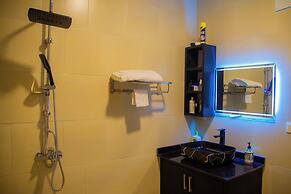 Rond Point Gorilla Boutique & Apartments