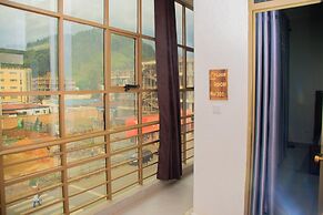 Rond Point Gorilla Boutique & Apartments