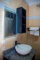 Rond Point Gorilla Boutique & Apartments