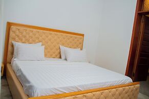 Rond Point Gorilla Boutique & Apartments