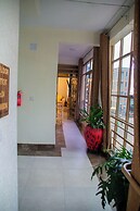 Rond Point Gorilla Boutique & Apartments