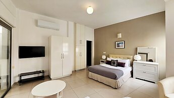 Phaedrus Living Ledras Residences 101