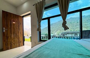 Euphoric Tiger Resort