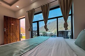 Euphoric Tiger Resort