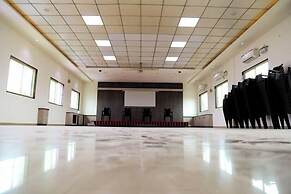 Hotel Madhuvan International