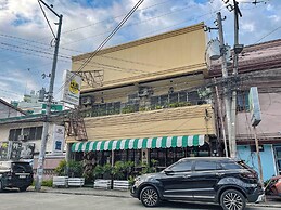 Davao Hub Dormitel Bed & Breakfast