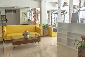 Davao Hub Dormitel Bed & Breakfast