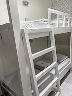 Davao Hub Dormitel Bed & Breakfast