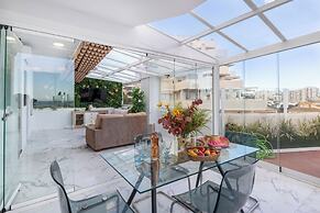 Benalbeach With Pools And Seaview