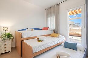 Benalbeach With Pools And Seaview