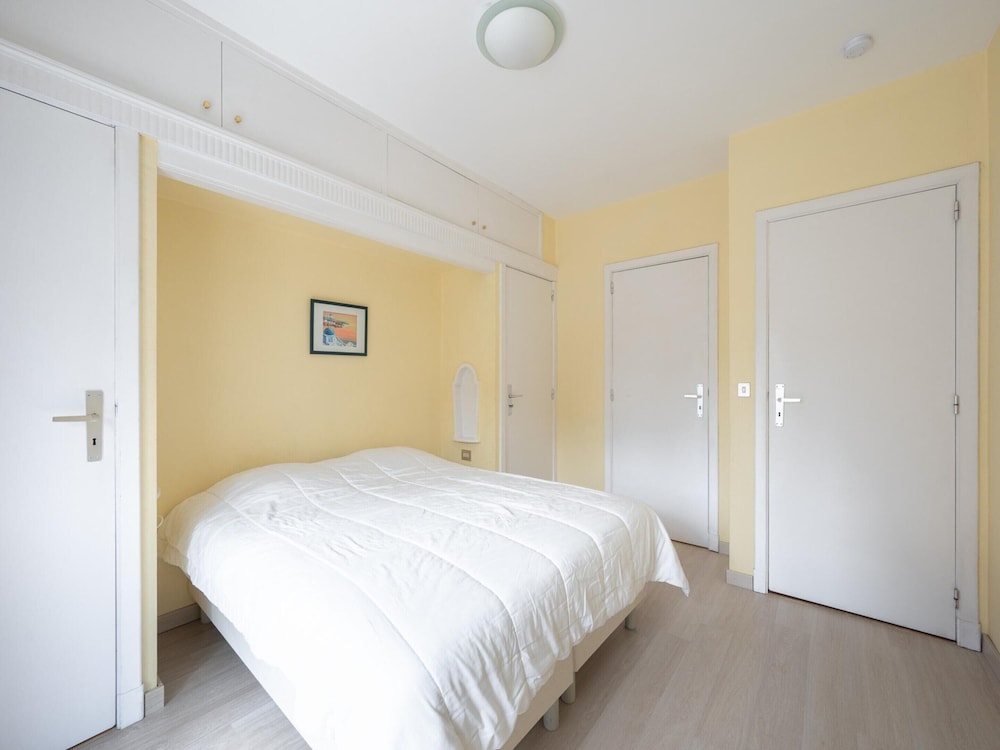 Cozy Knokke Beach Escape