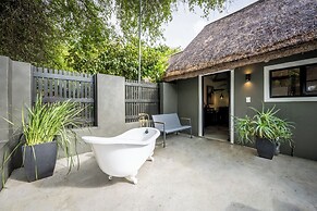 Sunbirds Oasis Lodge