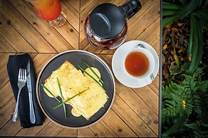 Sunbirds Oasis Lodge