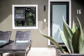 Sunbirds Oasis Lodge