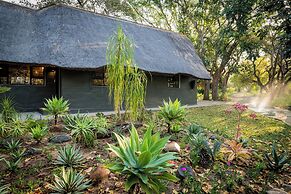 Sunbirds Oasis Lodge