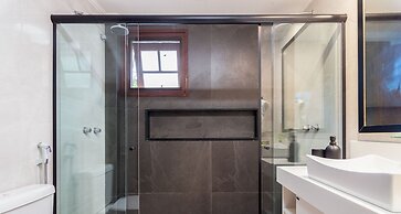 Bz51Casa no centro 4 suítes sauna priv