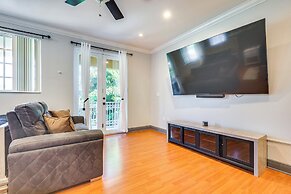 2 Mi to Las Olas: Sleek Townhome w/ Yard & Views!