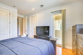 2 Mi to Las Olas: Sleek Townhome w/ Yard & Views!