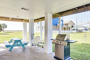 Walk to Beach: Galveston Home w/ Patio & Balcony!