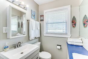 Walk to Beach: Galveston Home w/ Patio & Balcony!