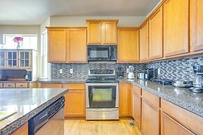 Shared Backyard: Aurora Family Home