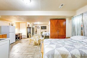 Hike, Explore & More: Aurora Retreat w/ Yard