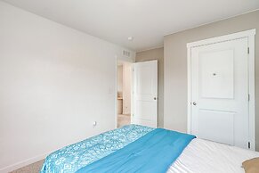 17 Mi to Denver Zoo: Family-friendly Aurora Home