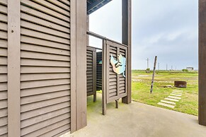 Canal-front Coastal Getaway in Gilchrist w/ Deck