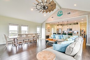 Canal-front Coastal Getaway in Gilchrist w/ Deck