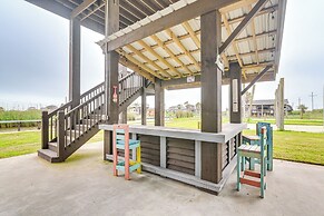 Canal-front Coastal Getaway in Gilchrist w/ Deck